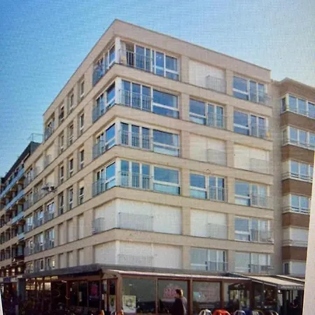 Appartement Vue Sur Mer - Splendide Localisation! Sint-Idesbald Exterior photo